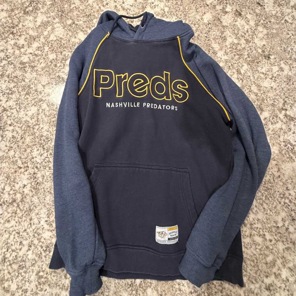 Nashville Predators Hoodie Gray Preds NHL Pullover Size Medium